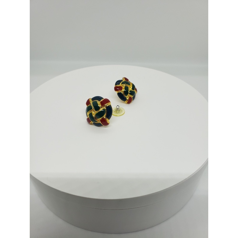 Vintage Green Red Enameled Gold Tone Woven Style Round Stud Earrings Jewelry - Picture 2 of 8